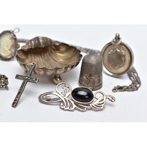 6 - A SMALL QUANTITY OF SILVER AND WHITE METAL ITEMS, to include a small silver trinket dish in the form... 