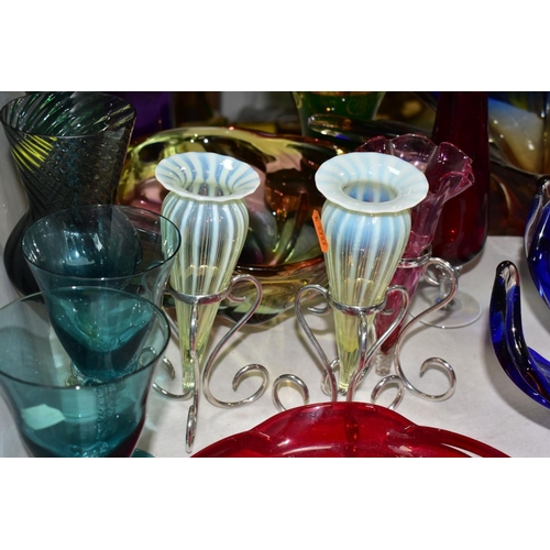 624 - DECORATIVE GLASS to include Murano? Lobster claw vase, height approximate 48cm, SK10 Union Wrythen &... 