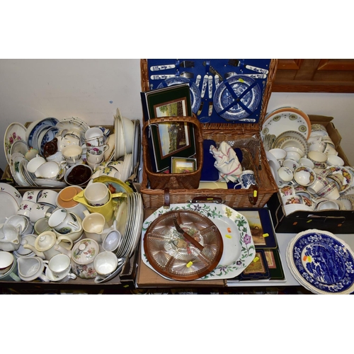 639 - THREE BOXES, WICKER BASKETS AND LOOSE CERAMICS, GLASS ETC, to include an 'Optima' wicker picnic bask... 