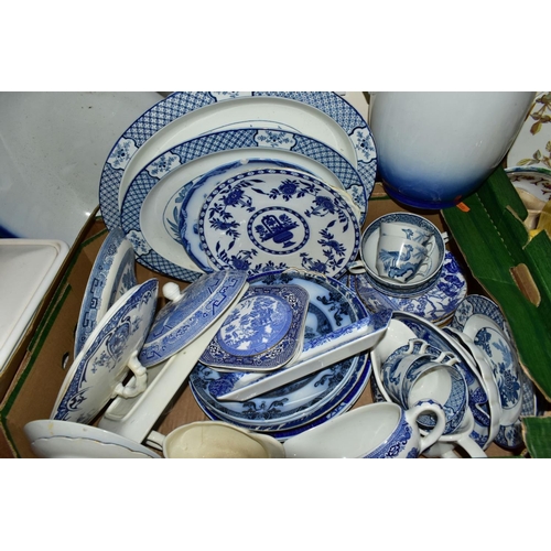 647 - SEVEN BOXES AND LOOSE CERAMICS AND GLASSWARES, to include blue and white 'Willow' tablewares (variou... 