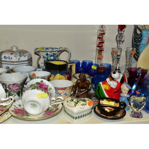 649 - A GROUP OF ORNAMENTS, TEAWARES & GLASSWARES, to include Aynsley 'Cottage Garden' and 'Wild Tudor' va... 