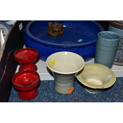 654 - A GROUP OF STUDIO POTTERY AND BLUE AND WHITE CERAMICS, etc, to include tobacco jar, inside press and... 