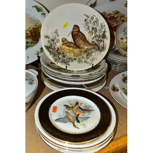 658 - A LARGE QUANTITY OF WILD FOWL THEMED DINNER AND TEA WARES, etc, to include six boxed Wedgwood 'Shoot... 