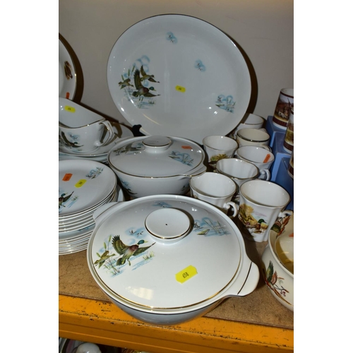 658 - A LARGE QUANTITY OF WILD FOWL THEMED DINNER AND TEA WARES, etc, to include six boxed Wedgwood 'Shoot... 