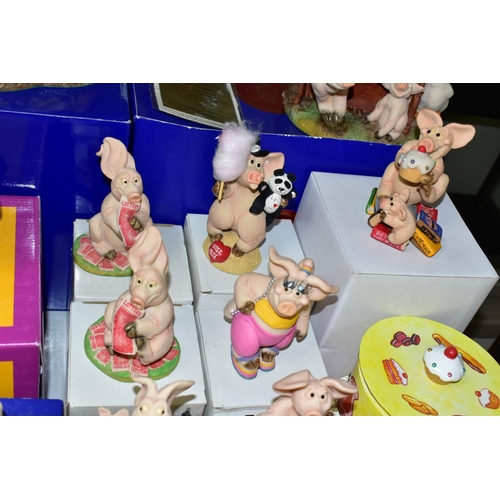 669 - TWENTY TWO BOXED DAVID CORBRIDGE PIGGINS, comprising limited edition 'Piggin Monday' No 3481/3500, w... 