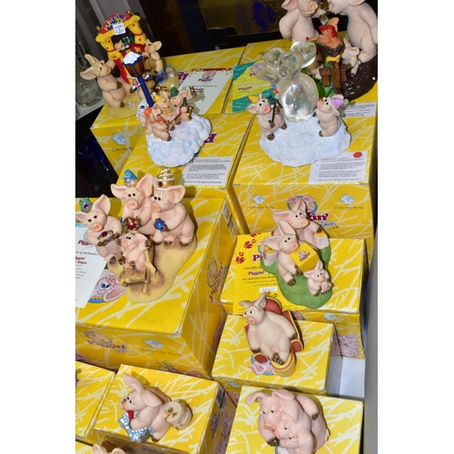 671 - SEVENTEEN BOXED DAVID CORBRIDGE PIGGINS, (yellow boxes), comprising limited edition 'Piggin Romeo' N... 