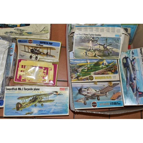 679 - A QUANTITY OF MAINLY BOXED UNBUILT MODEL AIRCRAFT KITS, majority c.1970's, contents not checked but ... 