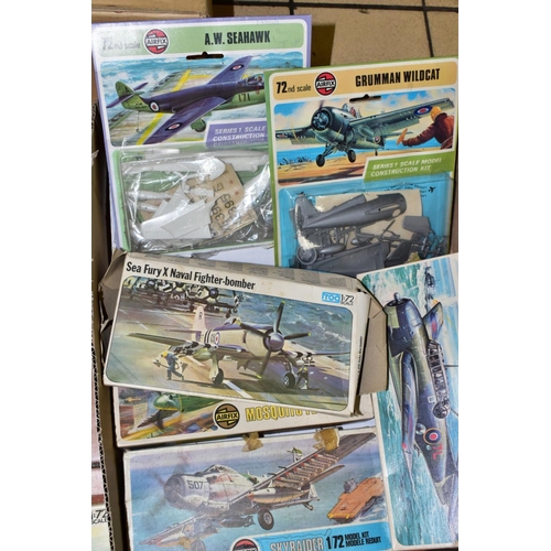 679 - A QUANTITY OF MAINLY BOXED UNBUILT MODEL AIRCRAFT KITS, majority c.1970's, contents not checked but ... 