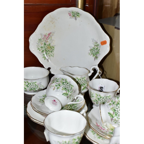 697 - A ROYAL ALBERT FRIENDSHIP SERIES 'HAWTHORN' PATTERN TEA SET, comprising milk jug, sugar bowl (chippe... 