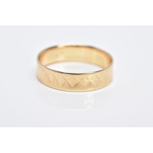 7 - A 9CT GOLD BAND, engraved cross pattern all round, hallmarked 9ct gold Birmingham, ring size Q½, app... 