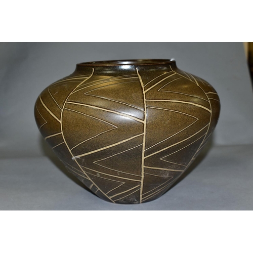 700 - A DENBY ORIGINS BULBOUS VASE, by Richard Eaton, incised geometrical design, height 15cm