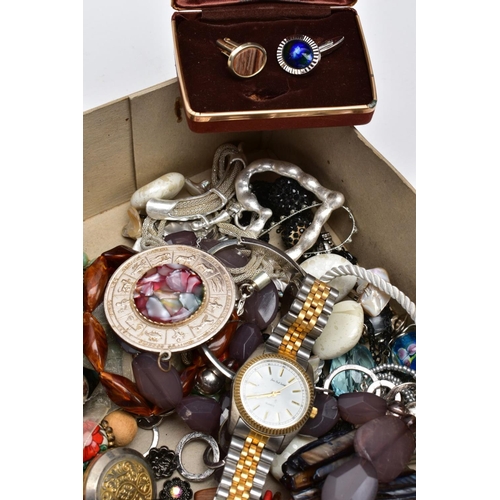 102 - A BOX OF COSTUME JEWELLERY AND WRISTWATCHES, to include a quantity of ladies and gent's wristwatches... 