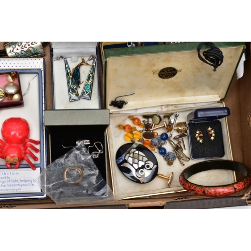 107 - A BOX OF MAINLY COSTUME JEWELLERY, to include a single 9ct gold hoop earring hallmarked 9ct gold Bir... 