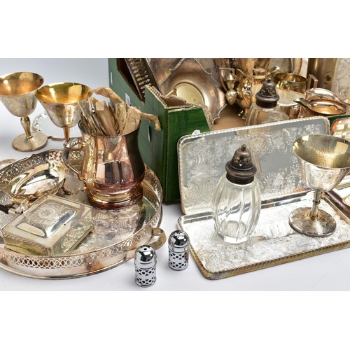 118 - A BOX OF WHITE METAL WARE, to include an EPNS wooden handled food warmer, a variety of silver plated... 