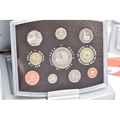 165 - UNITED KINGDOM PROOF COIN SETS, to include two executive sets 2000 and 2001, with booklets and two d... 