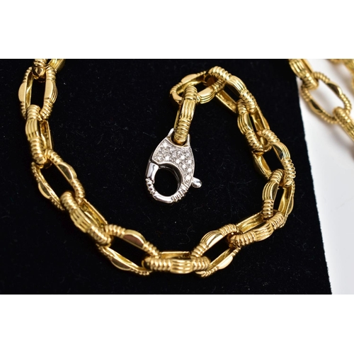 2 - A MODERN FANCY LINK CHAIN, yellow fancy link chain fitted with a white metal round brilliant cut dia... 