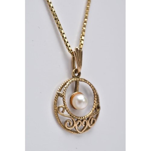 34 - A 9CT GOLD CULTURED PEARL PENDANT NECKLET, the pendant of an openwork circular design set with a sin... 