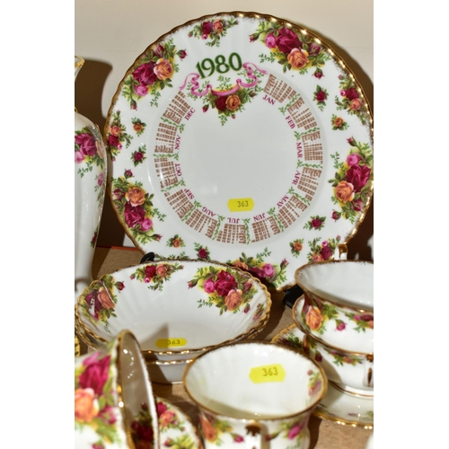 363 - A GROUP OF ROYAL ALBERT OLD COUNTRY ROSES TEA, DINNER AND GIFTWARES, including a fifteen piece coffe... 