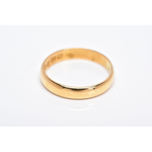 5 - A 22CT GOLD WEDDING BAND, of a plain polished design, approximate width 4.2mm, hallmarked 22ct gold ... 