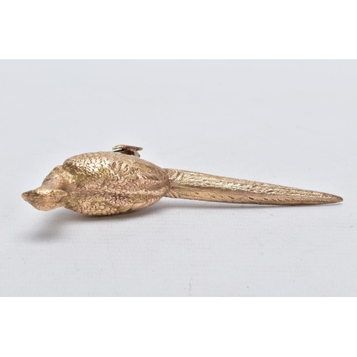 81 - A 9CT GOLD PHEASANT, realistically textured, hallmarked 9ct gold Birmingham 1974, unreadable makers ... 