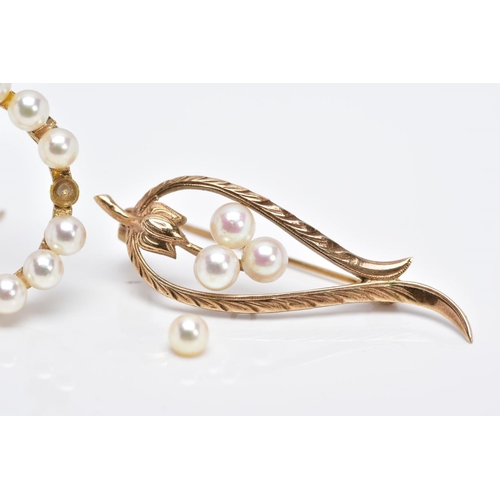 85 - TWO 9CT GOLD CULTURED PEARL SET BROOCHES, the first of an openwork circular form, set with cultured ... 