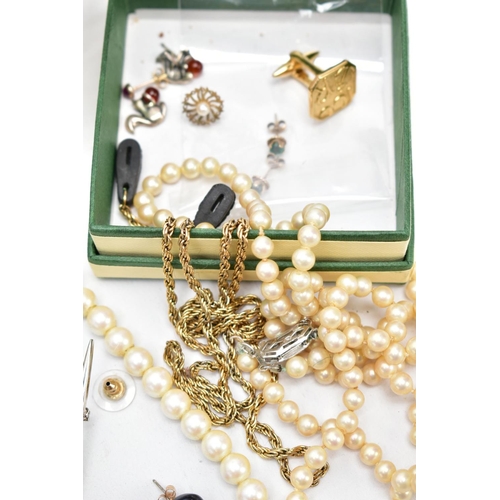 95 - A SELECTION OF ITEMS, to include a pair of 9ct gold emerald stud earrings, hallmarked 9ct gold Birmi... 