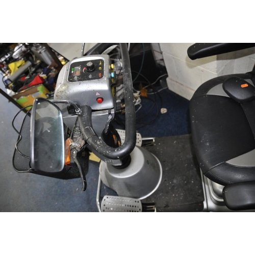 1079 - A QUINGO PLUS MOBILITY SCOOTER with charger and key (PAT pass and working ) along with a Days mobili... 