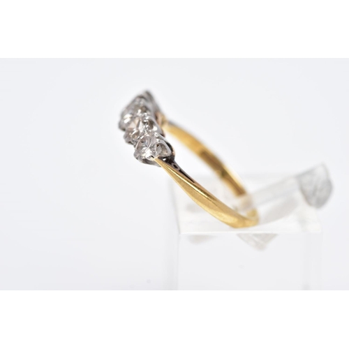 28 - AN EARLY TO MID TWENTIETH CENTURY FIVE STONE DIAMOND RING, estimated old Swiss cut diamond, weight 0... 