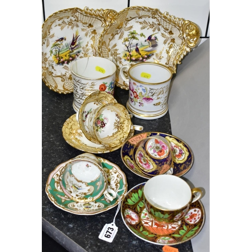 673 - A SMALL GROUP OF 19TH CENTURY ENGLISH PORCELAIN, comprising an early 19th century tea cup and saucer... 