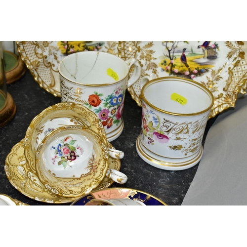 673 - A SMALL GROUP OF 19TH CENTURY ENGLISH PORCELAIN, comprising an early 19th century tea cup and saucer... 