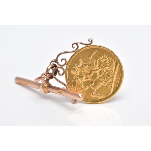100 - A MOUNTED GEORGIAN FULL SOVEREIGN, depicting George V, George and the Dragon, dated 1915, fitted wit... 
