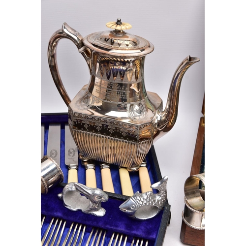 115 - A BOX OF ASSORTED FLATWARE AND ITEMS, to include a twenty four piece canteen of fish knives and fork... 