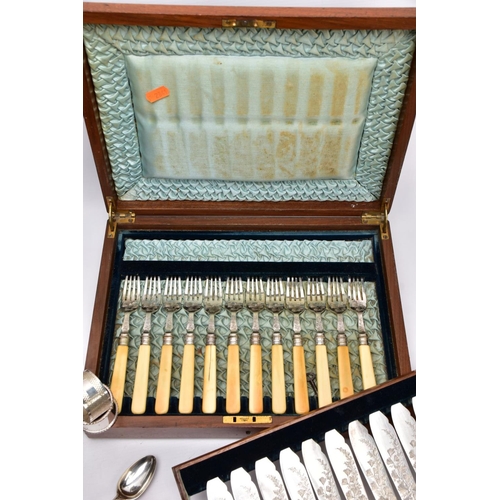 115 - A BOX OF ASSORTED FLATWARE AND ITEMS, to include a twenty four piece canteen of fish knives and fork... 