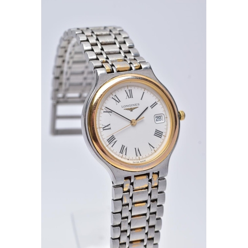 17 - A GENTS 'LONGINES' QUARTZ WRISTWATCH, round white dial signed 'Longines', date window at the three o... 