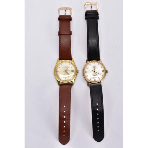 60 - TWO GENTS WRISTWATCHES, the first with a round champagne dial signed 'Rotary, 17 jewels, Incabloc', ... 