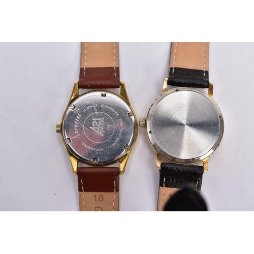 60 - TWO GENTS WRISTWATCHES, the first with a round champagne dial signed 'Rotary, 17 jewels, Incabloc', ... 