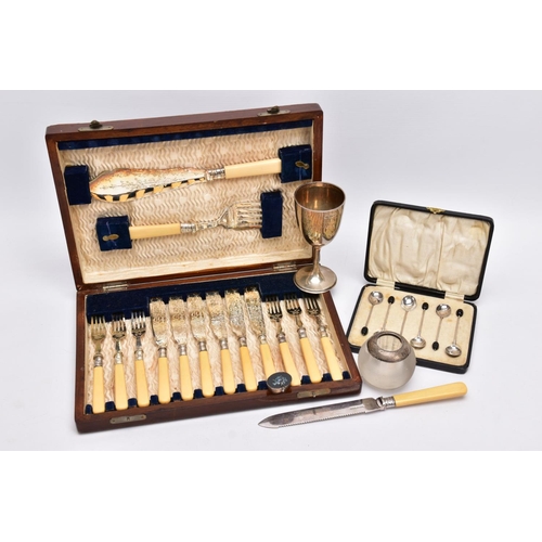 96 - A BOX OF ASSORTED SILVER ITEMS, to include a silver goblet of a plain polished design, worn gilt int... 