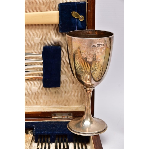 96 - A BOX OF ASSORTED SILVER ITEMS, to include a silver goblet of a plain polished design, worn gilt int... 