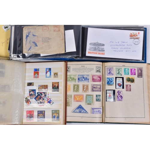 105 - A BOX CONTAINING THREE STAMPS ALBUMS including a cover album and a few odds of GB decimal mint