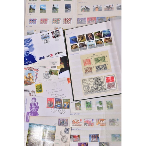 114 - GB DECIMAL MINT COMMEMORATIVE COLLECTION from 1978 to 2012 possibly complete, together with approxim... 