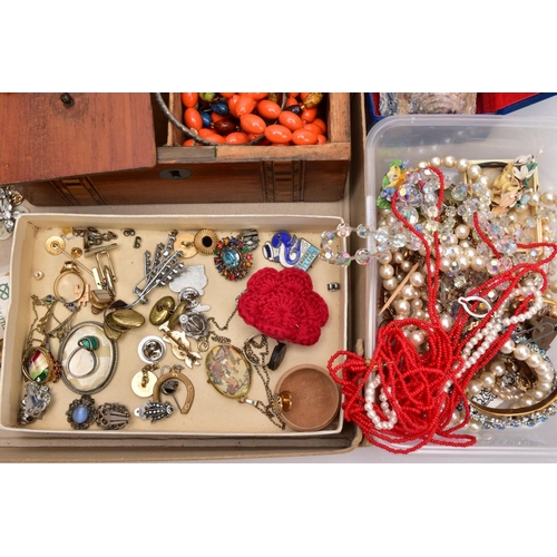 140 - A BOX OF ASSORTED ITEMS, to include a wooden jewellery box with beaded necklaces, a small blue jewel... 