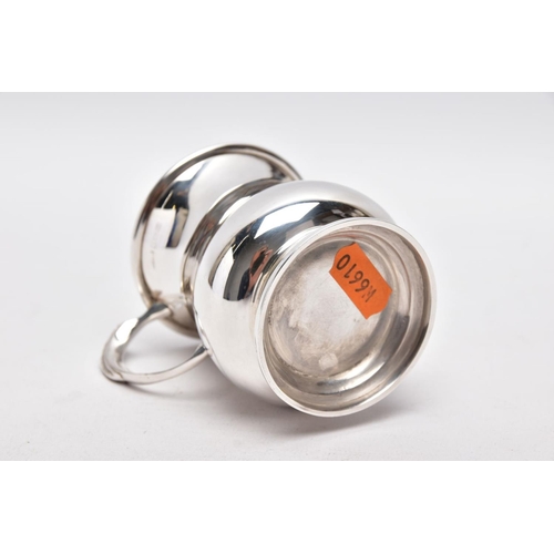 218 - A SILVER TANKARD, bell shaped body with a feather detailed handle, hallmarked 'Roberts & Dore' Birmi... 