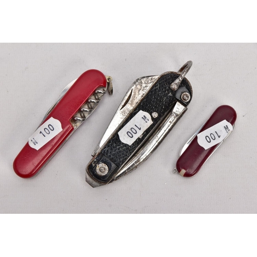 229 - THREE POCKET KNIVES, to include a multi-purpose 'Queen Elizabeth II' pocket knife, a small red pocke... 