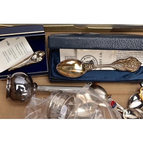 241 - A BOX OF ASSORTED SILVER AND WHITE METAL COLLECTABLE TEASPOONS AND OTHER ITEMS, to include six silve... 