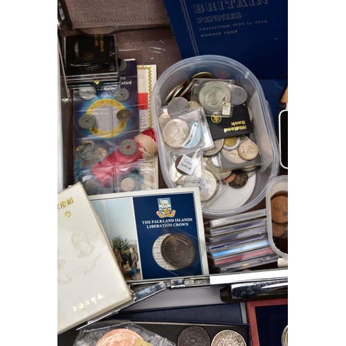 248 - A SAMSONITE BRIEFCASE OF COINS AND COMMEMORATIVES, to include a Queen Elizabeth 50th Anniversary 9ct... 