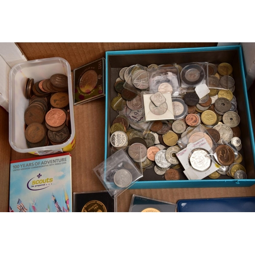 248 - A SAMSONITE BRIEFCASE OF COINS AND COMMEMORATIVES, to include a Queen Elizabeth 50th Anniversary 9ct... 