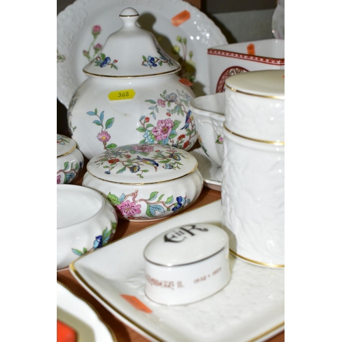 368 - A QUANTITY OF ASSORTED CERAMICS AND GIFTWARE BY SPODE, COALPORT, ROYAL DOULTON, etc, including a Spo... 