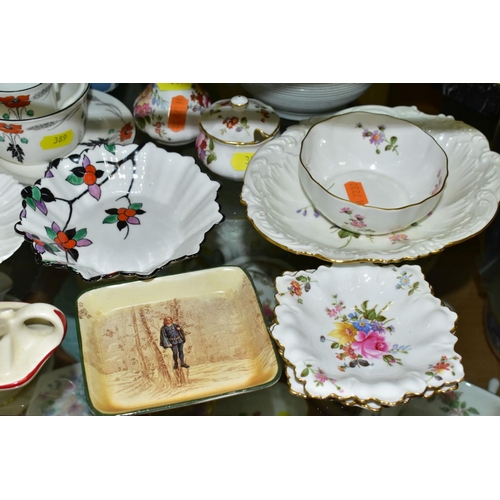 389 - A GROUP OF ASSORTED SHELLEY, ROYAL CROWN DERBY, WEDGWOOD, ETC, to include two Shelley tea cups and s... 