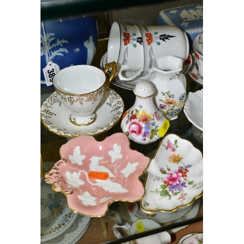 389 - A GROUP OF ASSORTED SHELLEY, ROYAL CROWN DERBY, WEDGWOOD, ETC, to include two Shelley tea cups and s... 