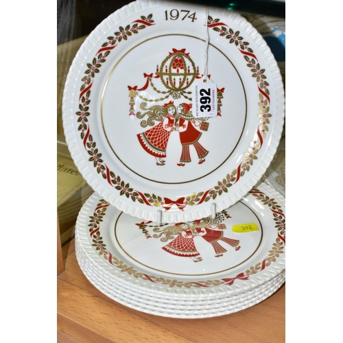 392 - THIRTEEN SPODE CHRISTMAS PLATES, comprising 1974 (x 2), 1976-1980 with boxes, and Christmas Pastimes... 